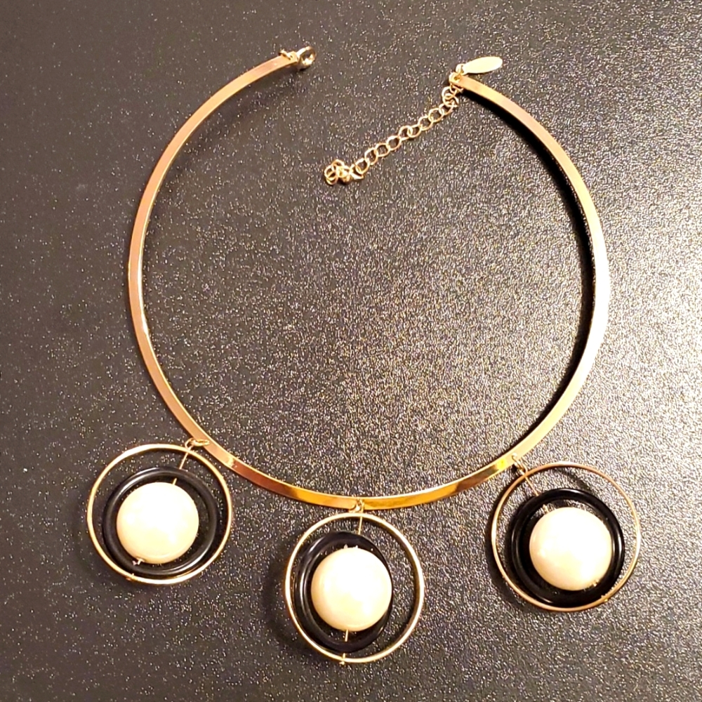 Choker - necklace